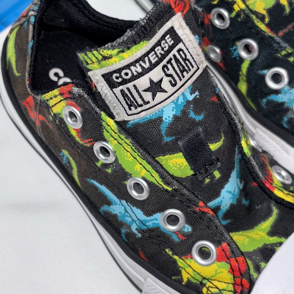 Converse Chuck‎ Taylor All Star Sneakers Dinosaurs Low Top Little Kids Size 11 - Picture 2 of 8